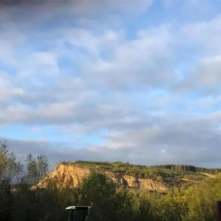 Situated At The Edge Of The Woods * Manhay