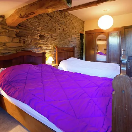 Situated At The Edge Of The Woods Semesterbostad