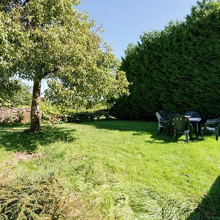 Situated At The Edge Of The Woods Semesterbostad *